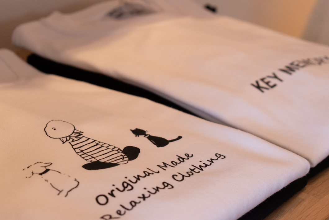 キーメモリー　アパレル　洋服　Tシャツ