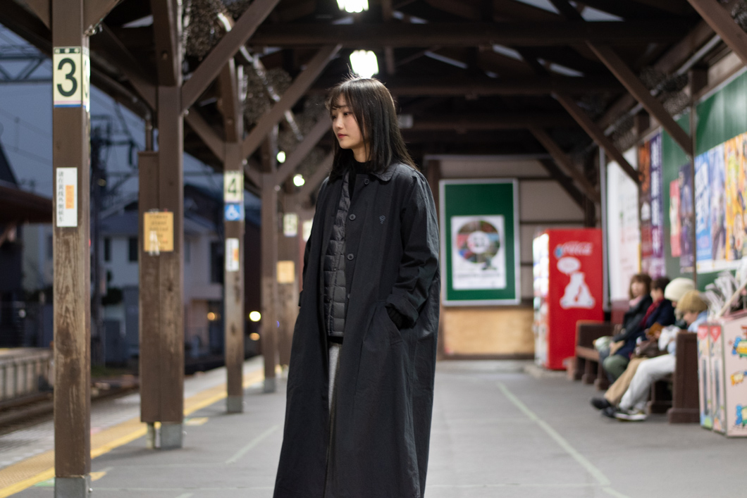 インナーダウン レディース チャコールグレー