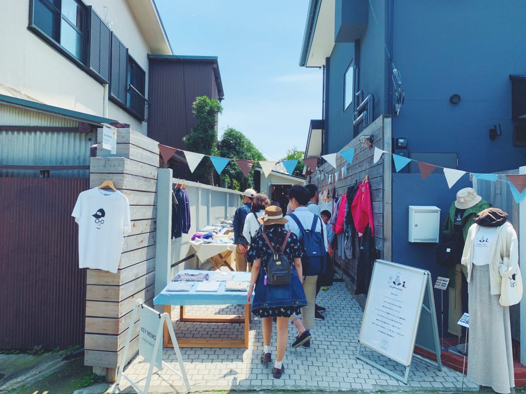 Ⅴ鎌倉　フリーマーケット　フリマ　古着　おしゃれ
