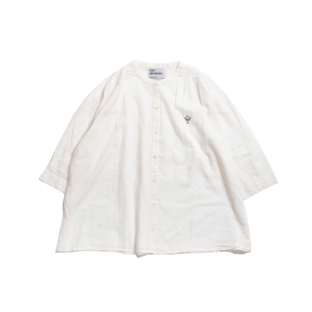 レディース　夏コーデ　白シャツ