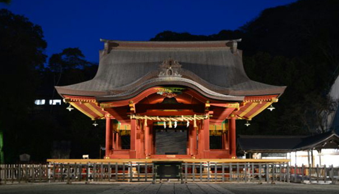 鶴岡八幡宮ライトアップ